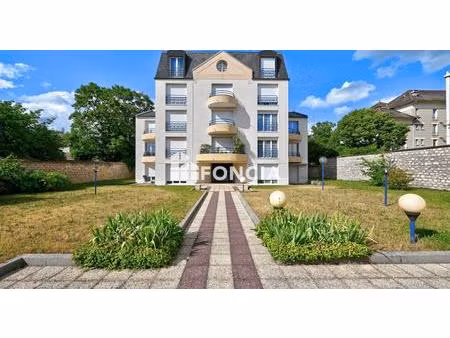 bel appartement 3 pièces avec balcon  parking sécurisé et proximité gare