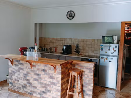 appartement 3 pièce(s) 77 m2