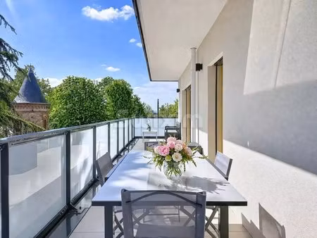 saint-didier-au-mont-d'or - appartement t4 avec balcon