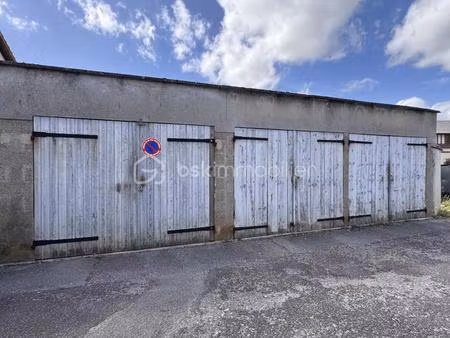 lot de 3 garages en centre-ville – mesnils-sur-iton