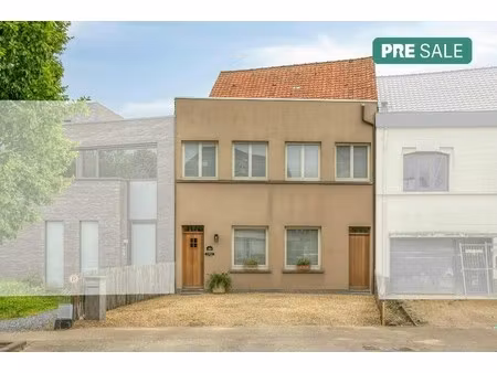 karaktervol huis te koop in centrum bachte-maria-leerne