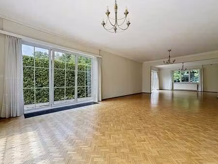 superbe maison 5 ch. avec jardin à kraainem
