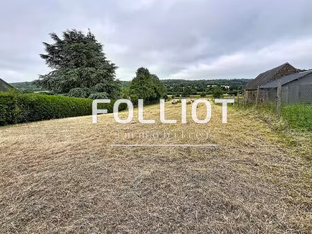 a vendre terrain constructible 9 450 m² entre avranches et tirepied