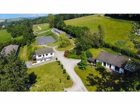 propriété équestre de caractère sur ± 8 hectares à durbuy