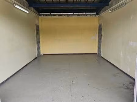 entrepôt de stockage à louer – 25 m²