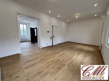 location bureau 75 m² à vitry-le-françois (51300)