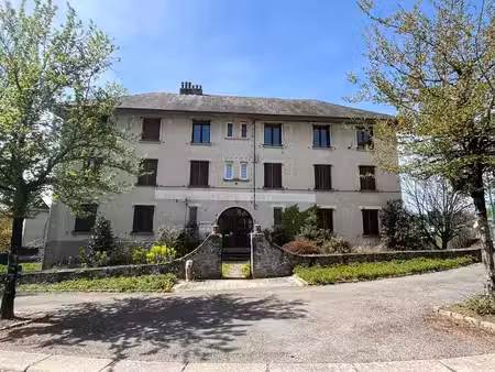 vente maison 19 pièces 456 m² latronquière (46210)