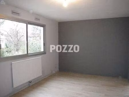 location appartement t1 à granville (50400) : à louer t1 / 28m² granville