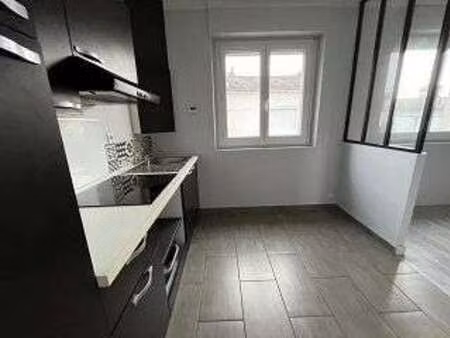 location appartement 3 pièces à lorient (56100) : à louer 3 pièces / 50m² lorient