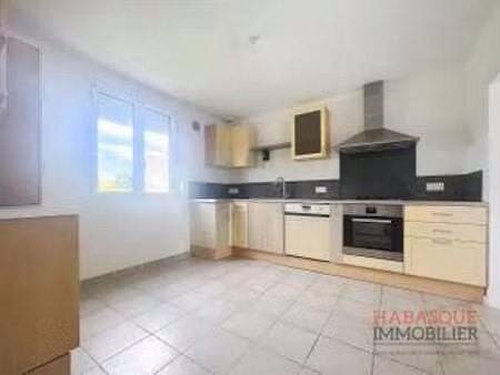 location maison à lesneven (29260) : à louer / 94m² lesneven