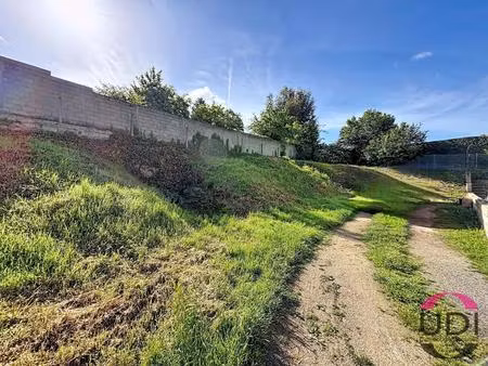 terrain constructible à vendre