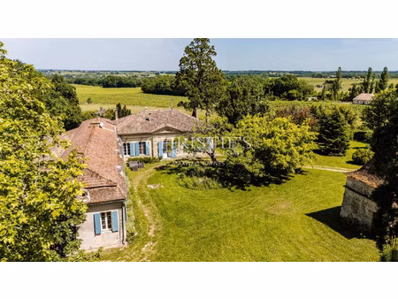 maison de luxe à vendre à castillon-la-bataille