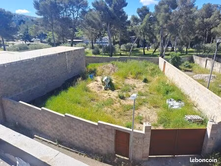terrain à bâtir 400m² nîmes - viabilisé  clôturé  fond d'impasse