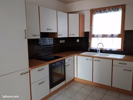 appartement 3 pièces 74 m²
