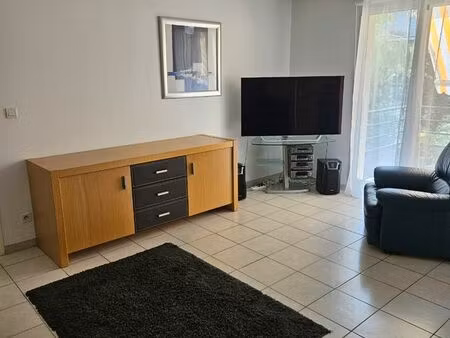 appartement meublé t3 a st julien les villas