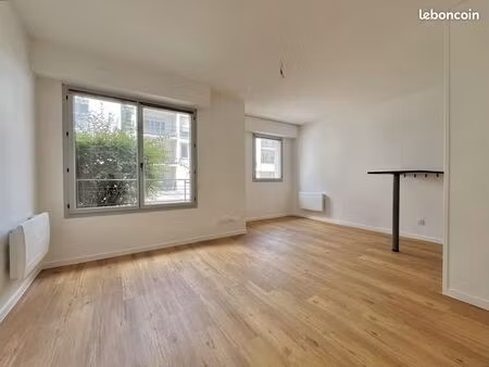 studio 1 pièce 28 m²
