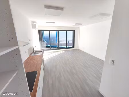 logement t4 neuf 91 m² avec terrasse et patio – 2 places de parking – eau dans les charges