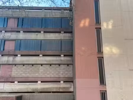 2 places de parking sécurisé à louer