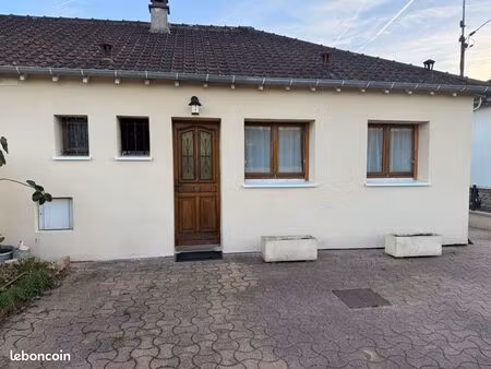 à louer charmante maison