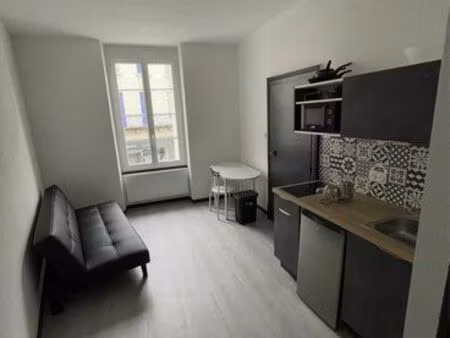 appartement f1 boulevard de courtais