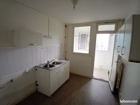 appartement 5 pièces 93 m²