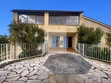 maison avec grand terrain