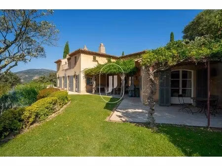 villa plan-de-la-tour - 6 chambres - 340m²