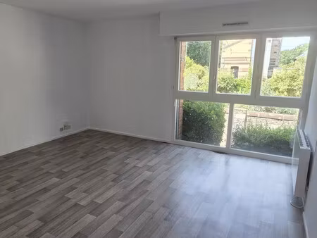 agréable t1 37m² + terrasse