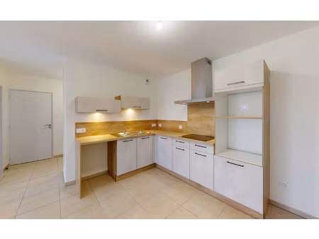 location appartement  44.35 m² t-2 à olemps  600 €