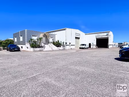 vente entrepôt 13 pièces