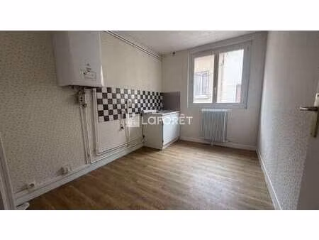 location appartement 2 pièces à elbeuf (76500) : à louer 2 pièces / 50m² elbeuf