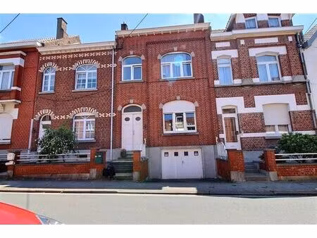 maison à louer à rue du menil 38 braine-l'alleud (vbe35888)