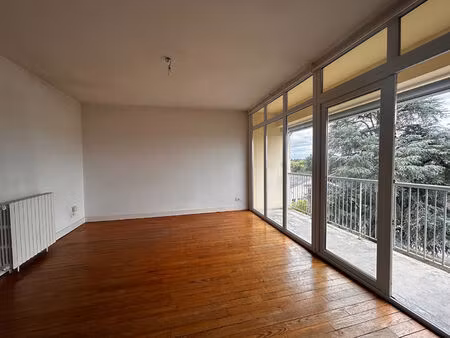 bel appartement avec balcon bergerac 3 pièces 62 m²