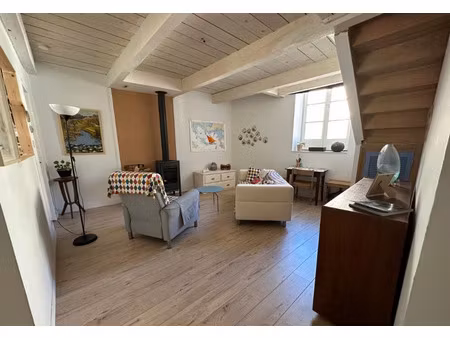 maison de caractère avec studio indépendant et fort potentie