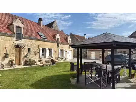 maison familiale avec dependances