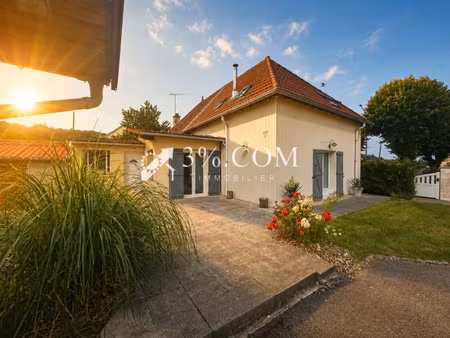 maison semi-mitoyenne 82 m2 sur 530 m2 de terrain-secteur ch