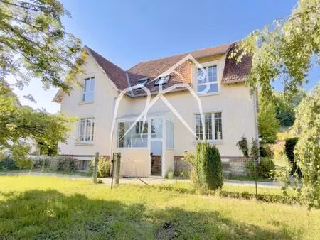 maison familiale 5 chambres 135 m² – rénovée  grand terrain – aux portes de mont-saint-aig