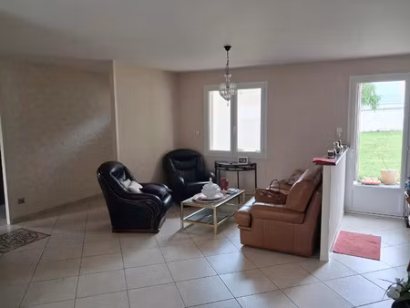 location maison 105 m² à porcieu-amblagnieu (38390)