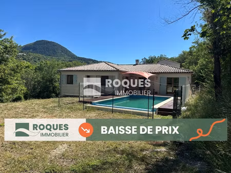 soubès  villa de plain-pied  146 m2 habitables sur un terrai
