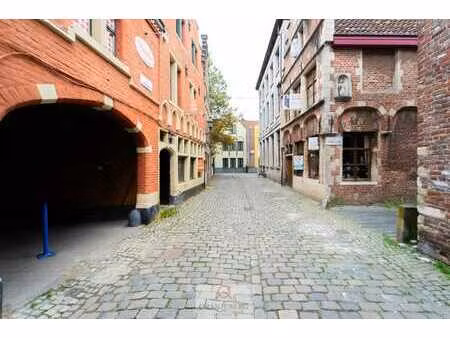 groot handelspand (248m²) in het patershol