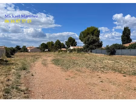 vente terrain 600 m² à canet (34800)  140 000 €