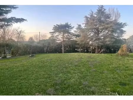 vente terrain 600 m² à venerque (31810)  120 000 €