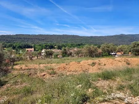vente terrain 1400 m² à camps-la-source (83170)  185 000 €