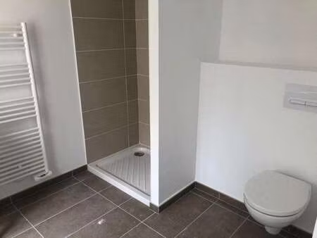 location appartement 2 pièces à nantes (44000) : à louer 2 pièces / 50m² nantes