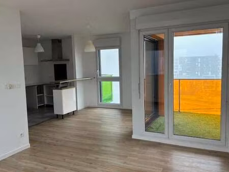 location appartement 3 pièces à nantes (44000) : à louer 3 pièces / 62m² nantes
