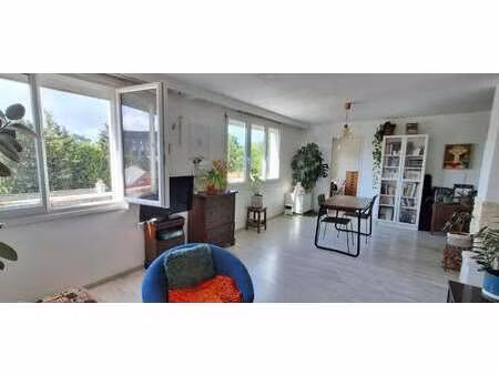 location appartement 3 pièces à rezé (44400) : à louer 3 pièces / 64m² rezé