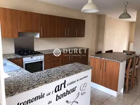 location maison à montaigu (85600) : à louer / 111m² montaigu