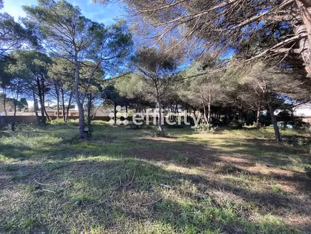 vente terrain 1101 m² à agde (34300)  425 000 €