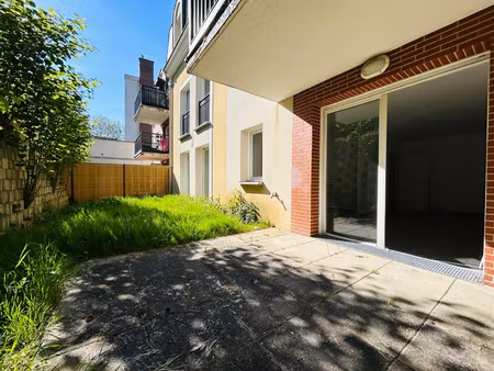magnifique appart 3p avec plus de 100m2 de jardin !