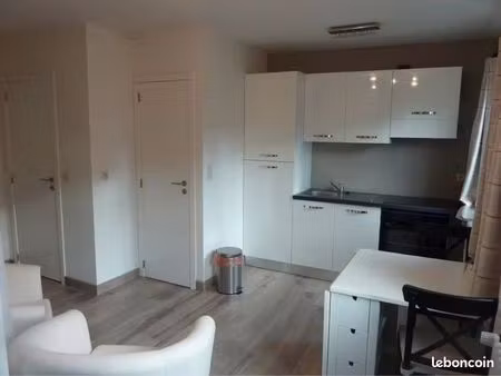 studio meublé